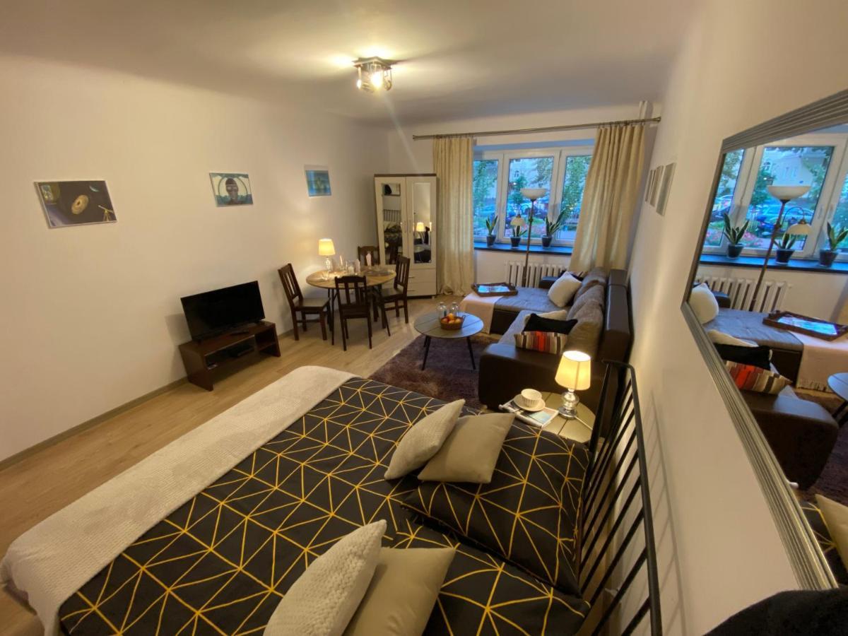 Apartament Arsenal Lägenhet Warszawa Exteriör bild